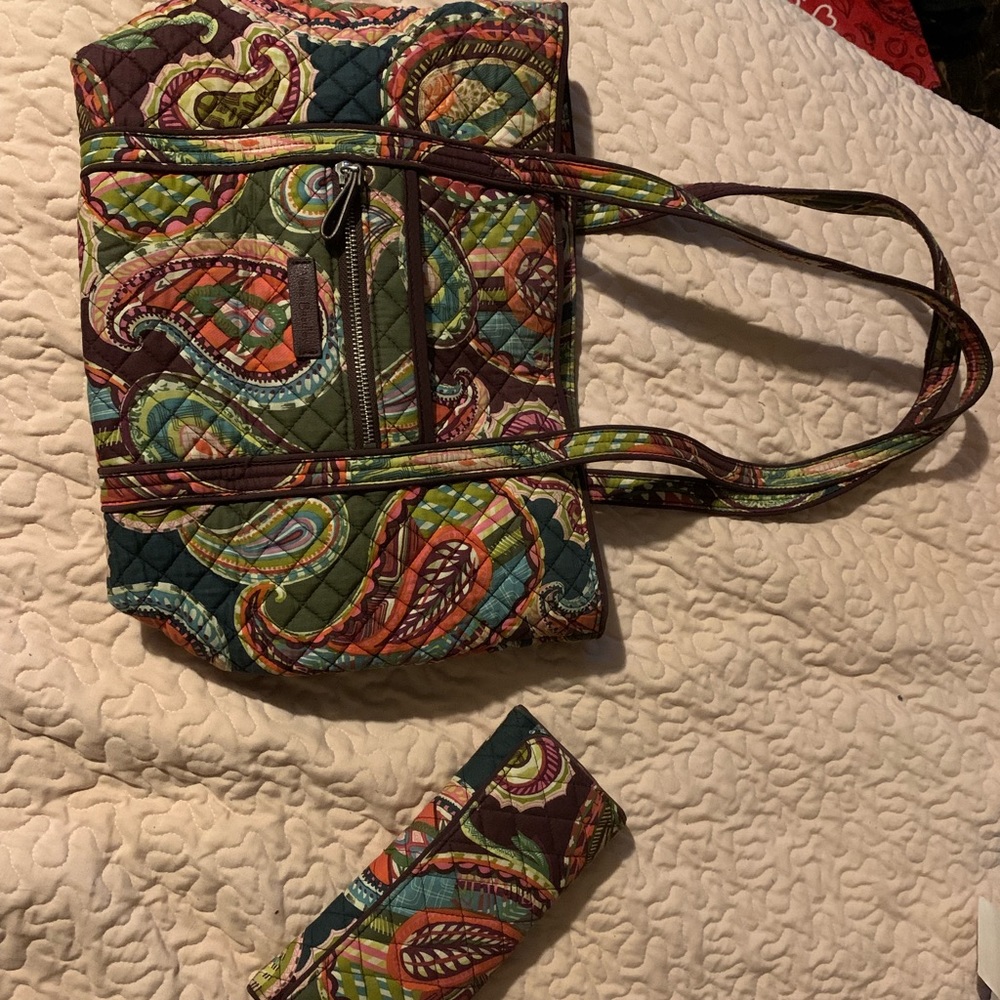 Vera Bradley iconic tote heirloom paisley
